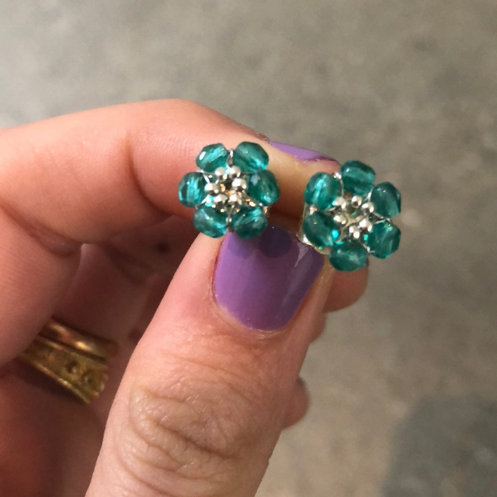 Flower studs
